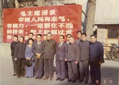 華為芯片恐遭斷供背后，中國芯的心酸往事與前途去路